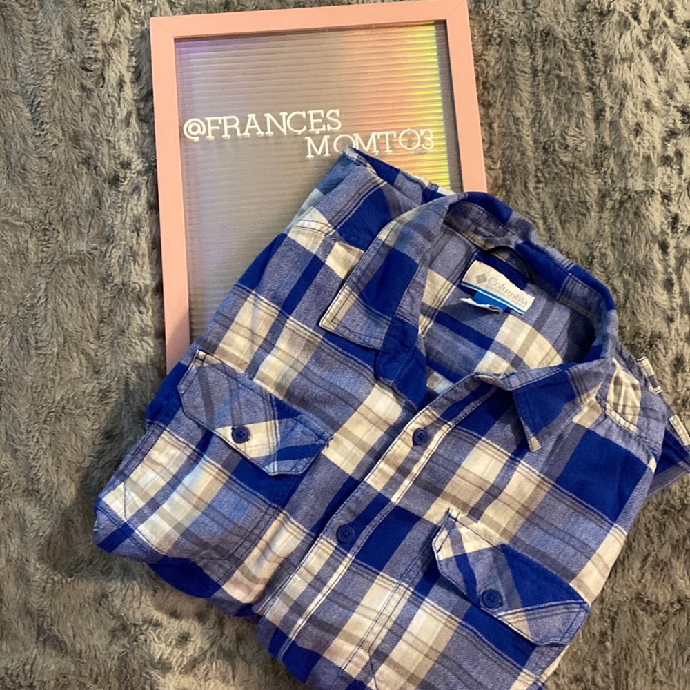 Nice Columbia Blue/gray flannel
